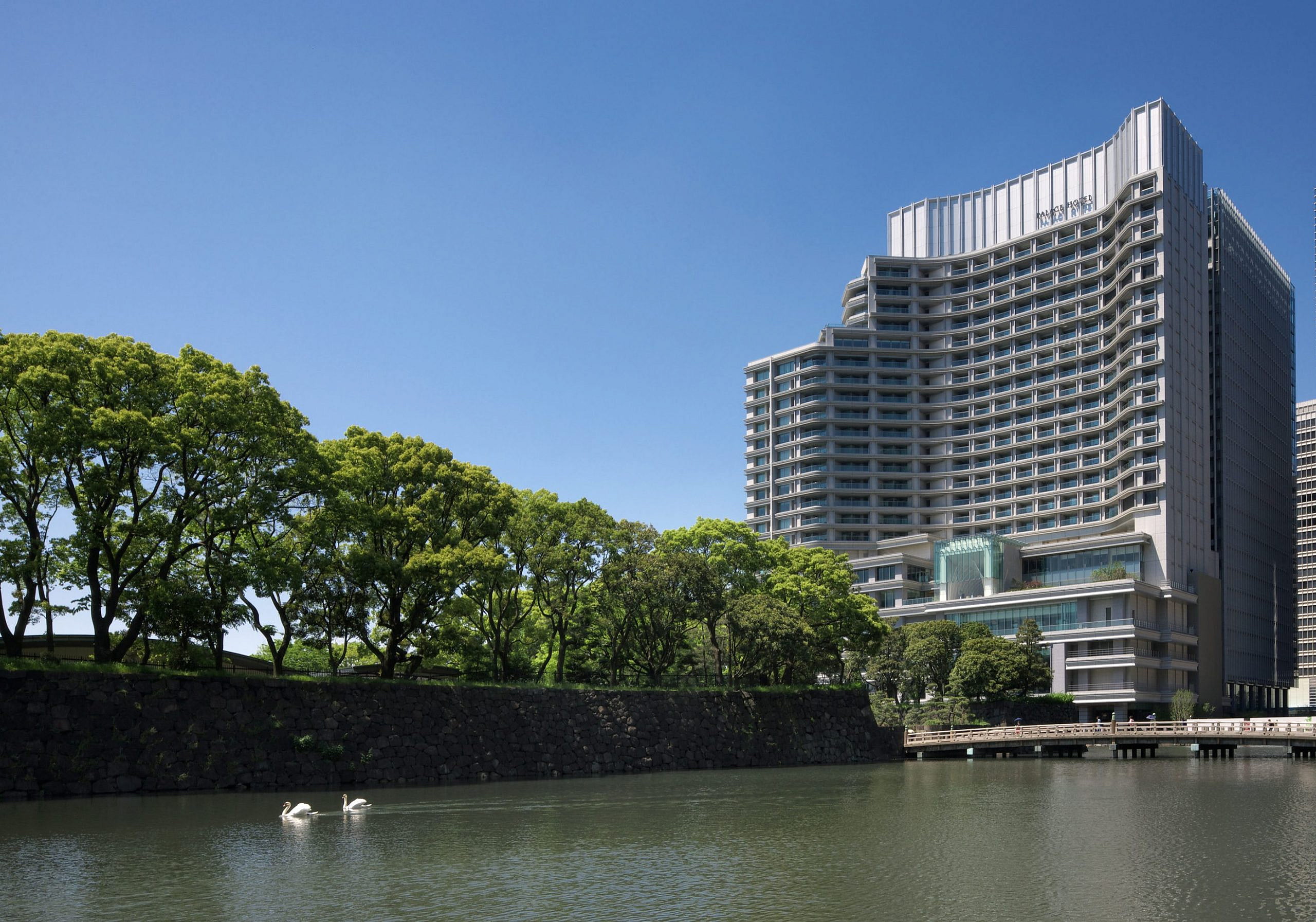 Palace Hotel Tokyo - Exterior